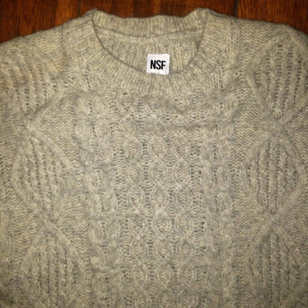 NSF Sweater petite lose fit